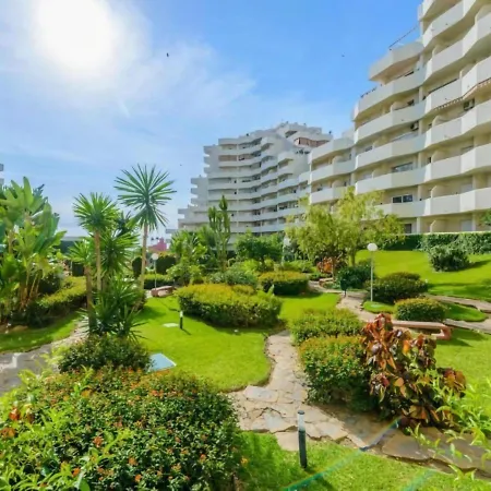 Benalbeach * Benalmádena